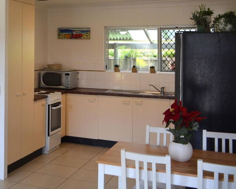 Alice Street 1, Unit 1, Currimundi - Accommodation Main Beach 3