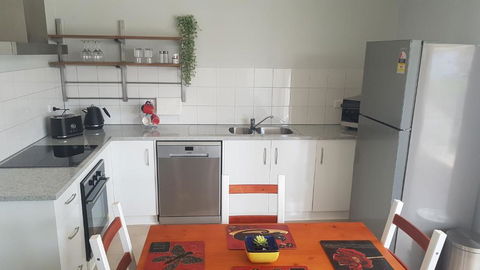 Alkion Villa - Accommodation Main Beach 4