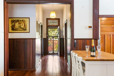 All Decked Out, Fremantle - Accommodation Main Beach 0