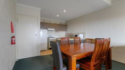 Alpine Heights 08 - Accommodation Main Beach 3