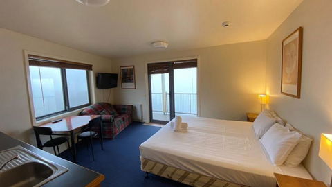 Alpine Heights 14 - Accommodation Main Beach 0