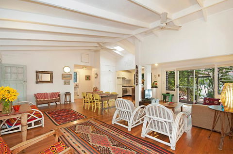 Aluna - Accommodation Main Beach 2