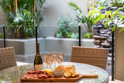 Amalfi - Port Douglas, Luxury In The Centre Of Town - Accommodation Main Beach 2