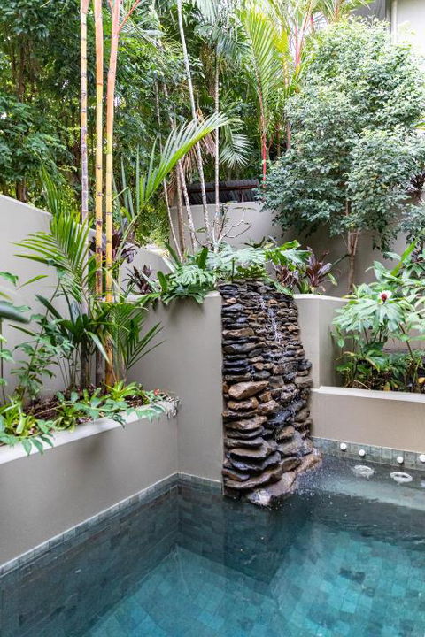 Amalfi - Port Douglas, Luxury In The Centre Of Town - Accommodation Main Beach 1