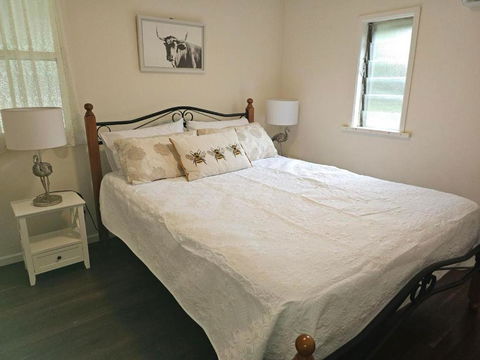 Amamoor Lodge - Accommodation Main Beach 2