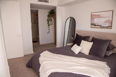 Amara At Solaris - Accommodation Main Beach 4