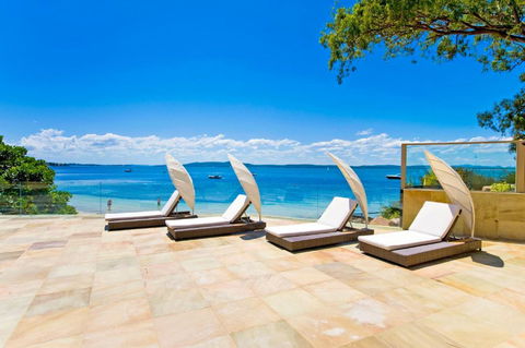 Amarna Luxury Beach Resort - Accommodation Main Beach 1