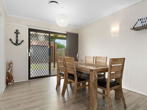 Amaroo By The Bay - Accommodation Main Beach 4