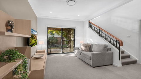 Amaroo Lodge - The Vintage - Accommodation Main Beach 2