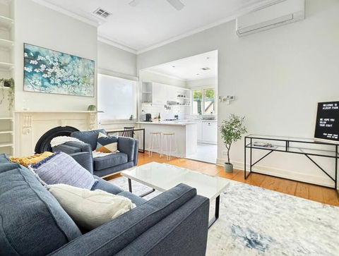 Amazing Albert Park - Accommodation Main Beach 0