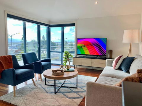 Amazing Beachfront & City Views 2 Bed 2 Bathroom - Accommodation Main Beach 1