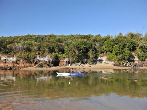 Amazing Currimundi Lakefront Ocean Penthouse - Accommodation Main Beach 2