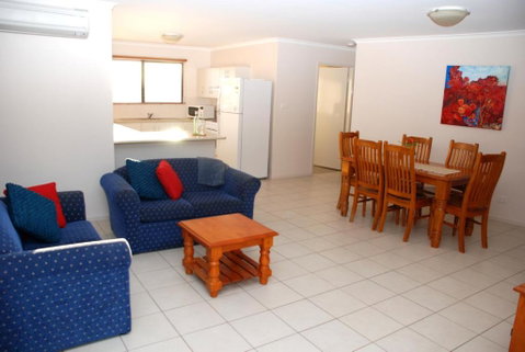 Amberoo Apartments Tamworth - Accommodation Main Beach 1