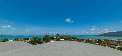 Ambience Of Airlie - Airlie Beach - Accommodation Main Beach 3