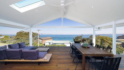 Ambleside By The Sea - Wifi Available - Accommodation Main Beach 2