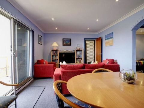 Anchorage 7 - Accommodation Main Beach 4