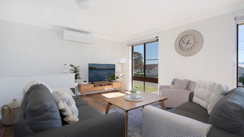 Anchorage - Accommodation Main Beach 1