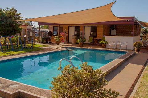 Angaston Vineyards Motel - Accommodation Main Beach 0