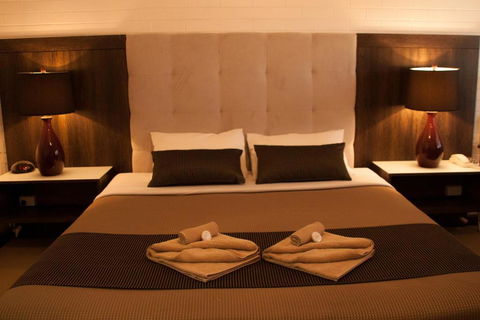 Angaston Vineyards Motel - Accommodation Main Beach 2
