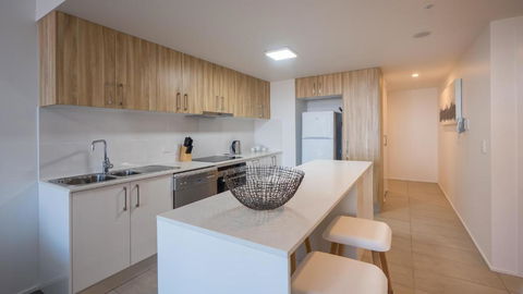 Annexe Apartments - Accommodation Main Beach 2