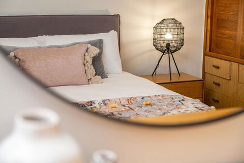 Ansett Cottage - Accommodation Main Beach 3