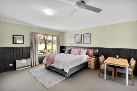 All Seasons Mansfield - Accommodation Main Beach 0