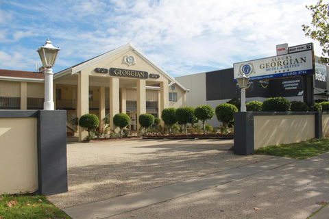 Albury Georgian Motel & Suites - Accommodation Main Beach 0