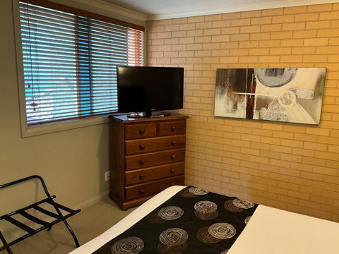 Albury Georgian Motel & Suites - Accommodation Main Beach 1