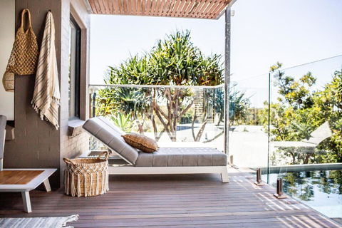 Akoakoa - Sunrise Beach - Accommodation Main Beach 1
