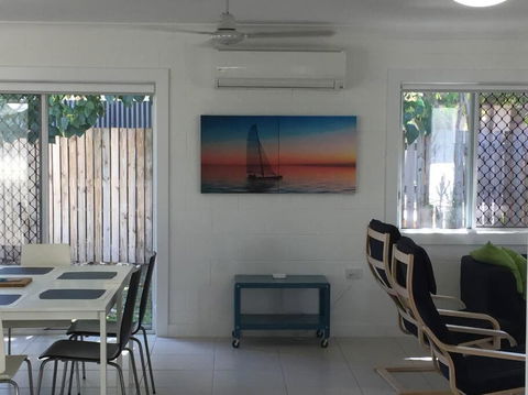 Airy Home - 3 Bedrooms & Office - Accommodation Main Beach 4
