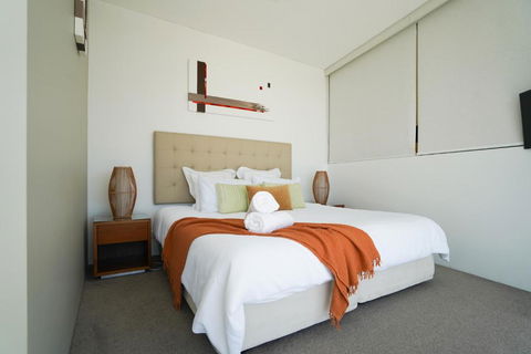 Air On Broadbeach-Stunning Ocean Views - Accommodation Main Beach 2