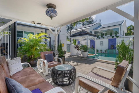 Azur Byron Bay - Accommodation Main Beach 0