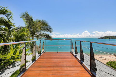 Anusara - Airlie Beach - Accommodation Main Beach 4