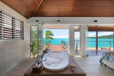 Anusara - Airlie Beach - Accommodation Main Beach 0