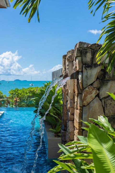 Anusara - Airlie Beach - Accommodation Main Beach 3