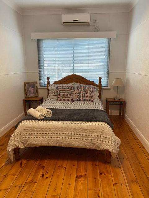 Apartment 1 On Oxide - Accommodation Main Beach 3