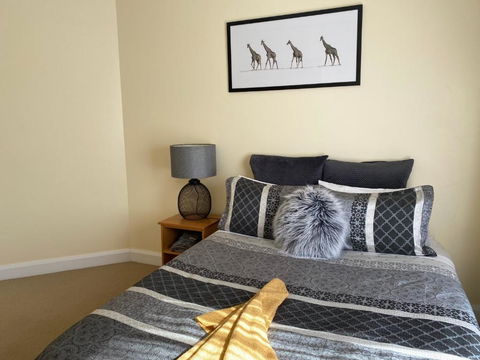 Apartment 144 Mount Gambier - Accommodation Main Beach 2