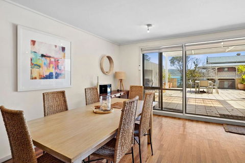 Apartment 23 Pacific Apartments - Accommodation Main Beach 4