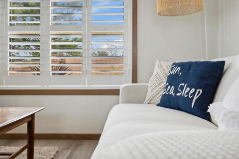Apartment In Cowes Central On Chapel - Accommodation Main Beach 4