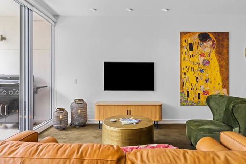 Apartment On Honeysuckle - Accommodation Main Beach 0