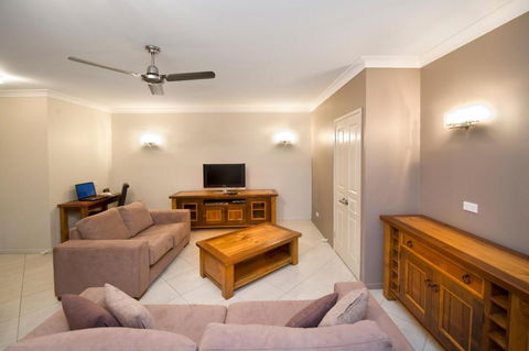 Apartments On Palmer - Accommodation Main Beach 0