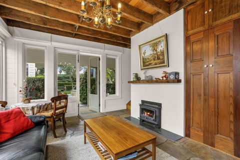 Apollo Bay Guesthouse - Accommodation Main Beach 2