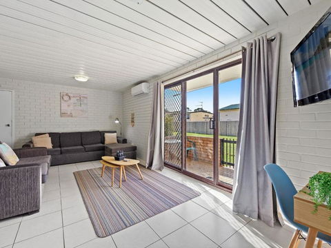 Apollo Unit 28 Ground Floor - Accommodation Main Beach 2