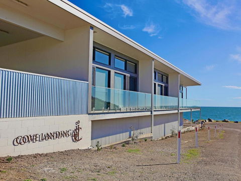 Apt01-The SS Karatta - Accommodation Main Beach 2