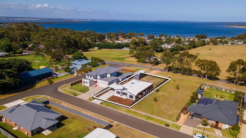 Aqua Views - Accommodation Main Beach 1