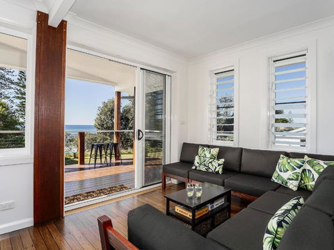 Aqua Vista - Accommodation Main Beach 2