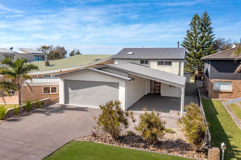 Aqua Vista By Jervis Bay Rentals - Accommodation Main Beach 2