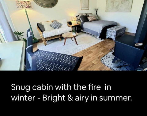 ARALUEN - COOMBA BAY - Pet Friendly - Farm Stay On 10 Peaceful Acres - Accommodation Main Beach 0