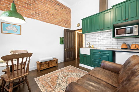 Arapiles Crash Pad - Accommodation Main Beach 2