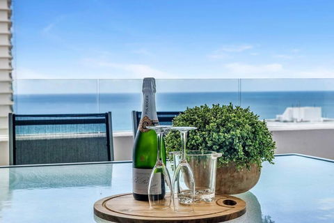 Aria 1903 - Accommodation Main Beach 1